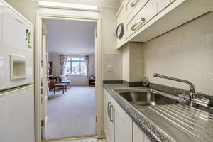 Photo 6- click for photo gallery